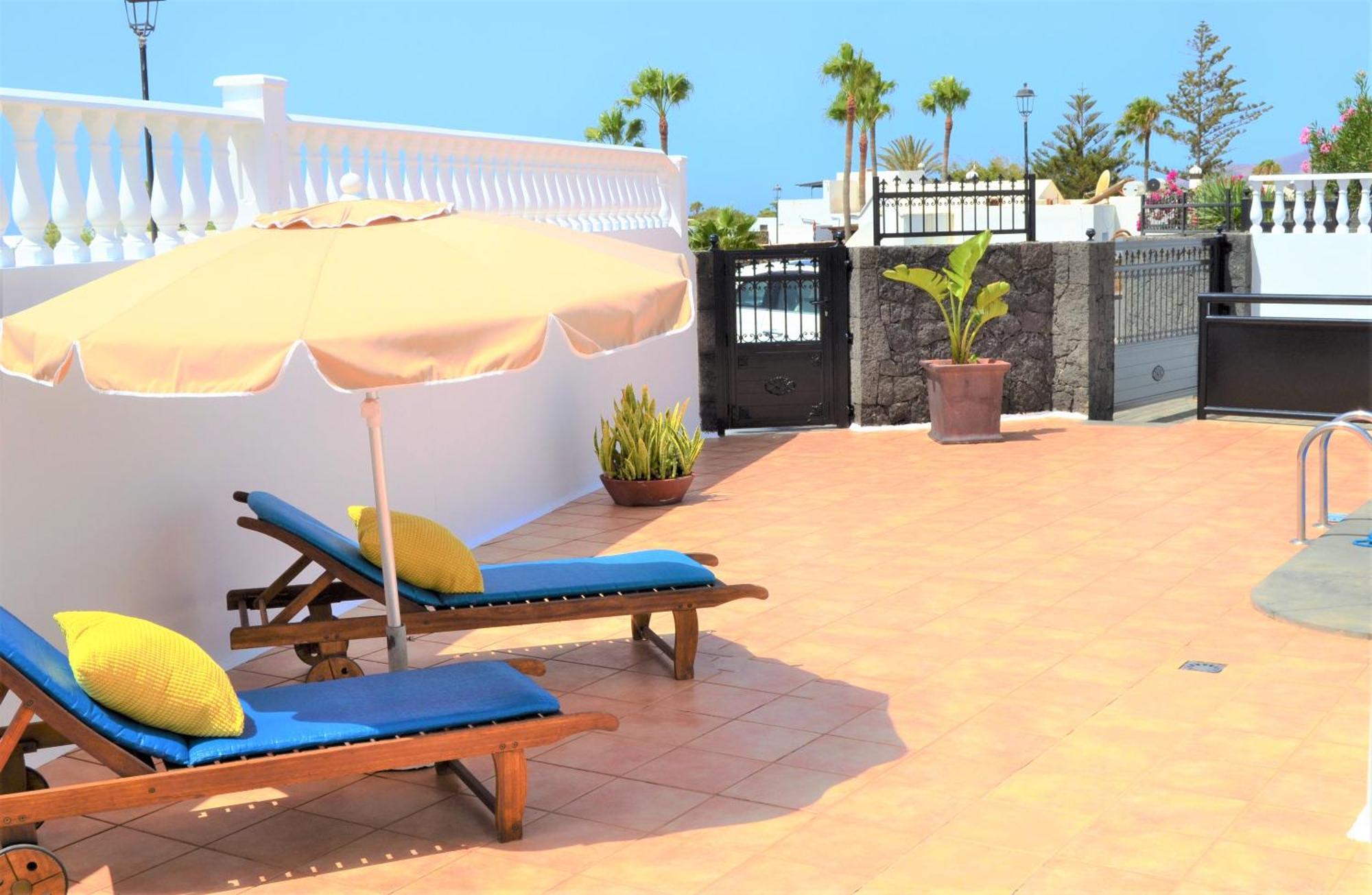 Grand Villa Famara Puerto Del Carmen Puerto del Carmen  Eksteriør bilde