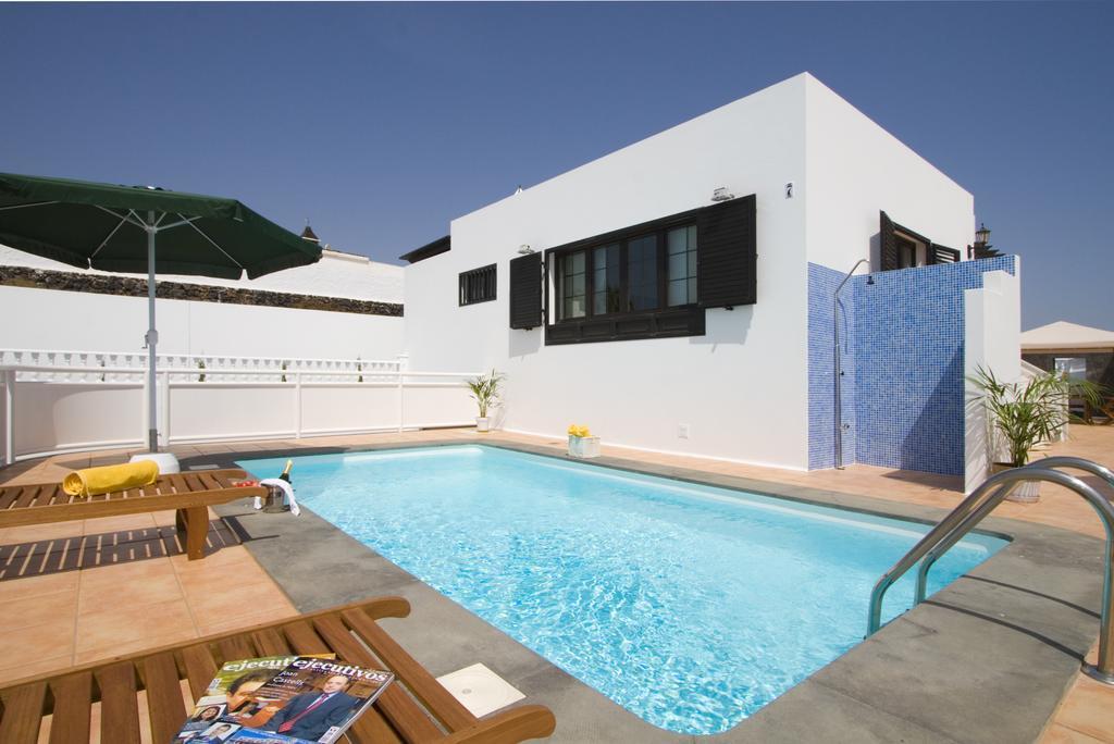 Grand Villa Famara Puerto Del Carmen Puerto del Carmen  Rom bilde