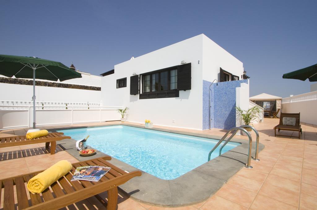 Grand Villa Famara Puerto Del Carmen Puerto del Carmen  Rom bilde