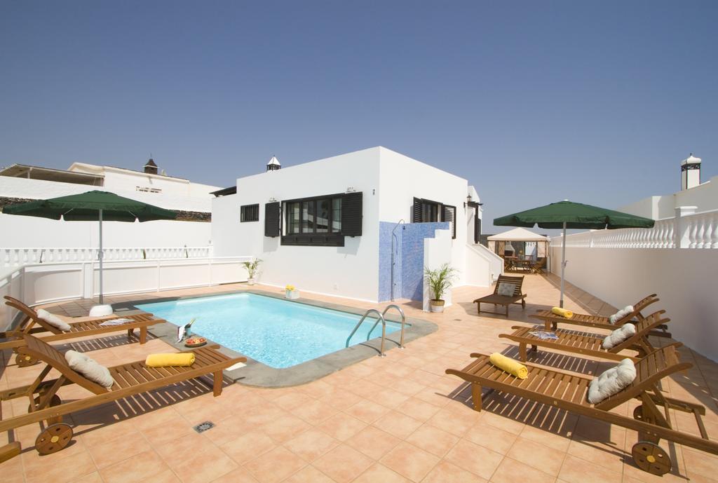 Grand Villa Famara Puerto Del Carmen Puerto del Carmen  Rom bilde