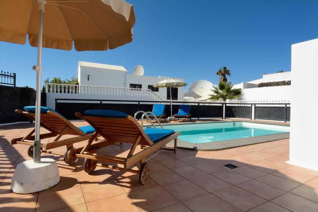Grand Villa Famara Puerto Del Carmen Puerto del Carmen  Eksteriør bilde